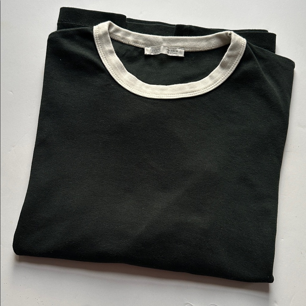 Zara Men's Dark Green T-Shirt with White Trim
